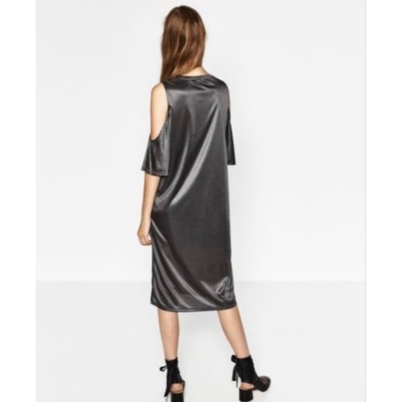 Zara Cold Shoulder Metallic Grey Bohemian Dress Size Large NWT - Picture 2 of 13